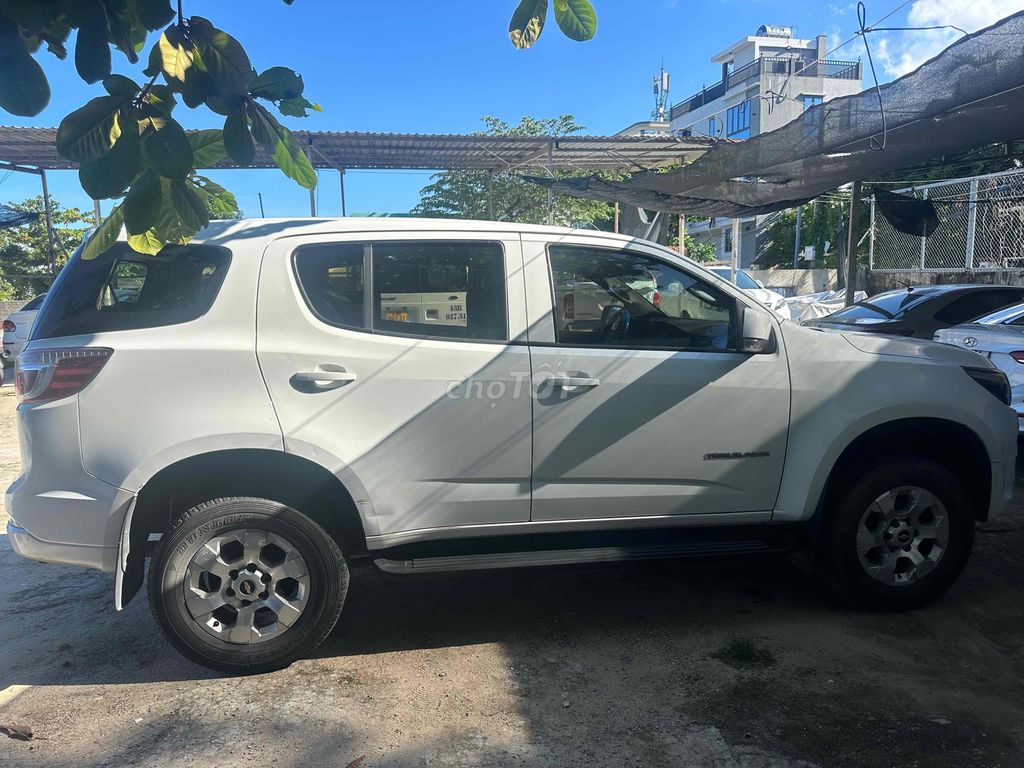 Chevrolet Trailblazer 2018 LT 2.5L VGT 4x2 AT. Mua bán Ô tô tại Quận Hải Châu Đà Nẵng được đăng bởi Hoàng Vũ hình 5