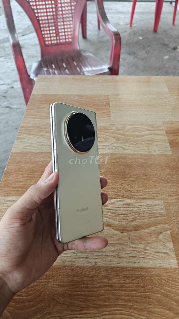 Honor Magic V5 16GB/512GB Vàng. Mua bán Điện thoại tại Quận Cẩm Lệ Đà Nẵng được đăng bởi anh ba hình 1
