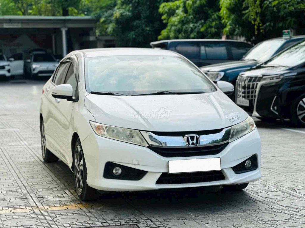 Honda City 1.5 AT 2015 Белый красивый автомобиль без недостатков