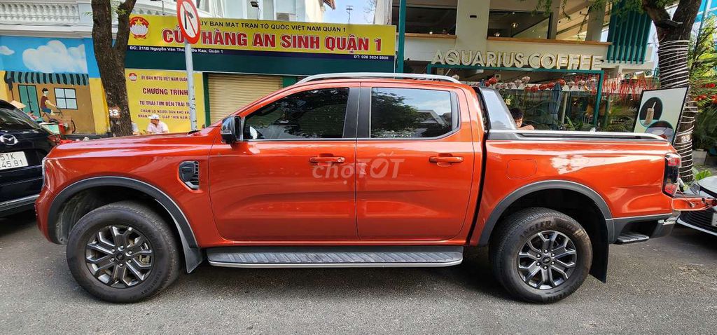 Ford Ranger Wildtrak 2023 Оранжевый 32000 км
