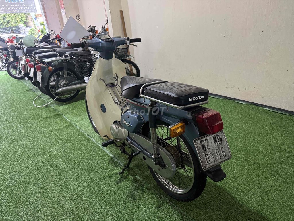 Honda Cub 82 củ 50 cc : 8 tr 8 xe bến súc Bd btc. Mua bán Xe máy tại Huyện Dầu Tiếng Bình Dương được đăng bởi Đào Tấn hình 2