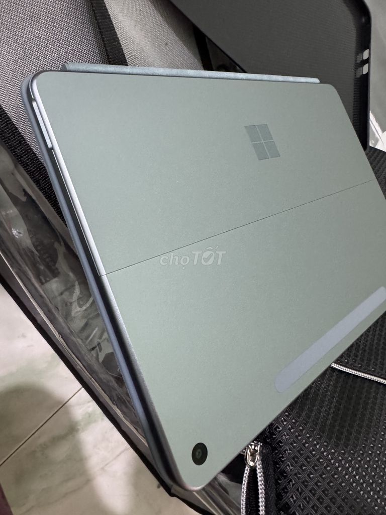 Microsoft Surface Pro 12 16Gb 256Gb Xanh. Mua bán Máy tính bảng tại Thành phố Bà Rịa Bà Rịa - Vũng Tàu được đăng bởi Bùi Minh Thảo hình 1