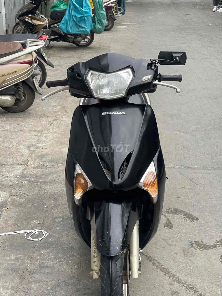 HONDA LEAD 2012 em đi giữ gìn còn đẹp 92%. Mua bán Xe máy tại Quận Nam Từ Liêm Hà Nội được đăng bởi Minh Minh hình 2