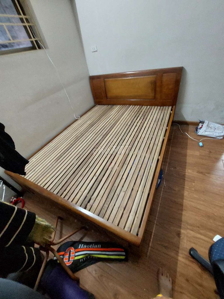 Giường ngủ 1m6 x 2m. Mua bán Giường, chăn ga gối nệm tại Quận Hà Đông Hà Nội được đăng bởi Vũ văn khương hình 1