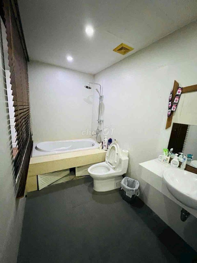 ✅ Cho thuê villa Sân Vườn Ngũ Hành Sơn , 5pn 6wc #35 triệu