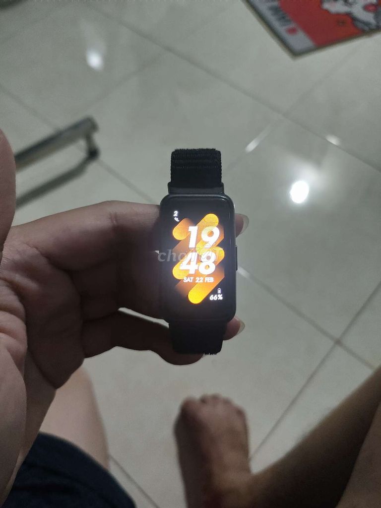 Bán Huawei Band 7 kèm dây sạc nam châm và dây đeo