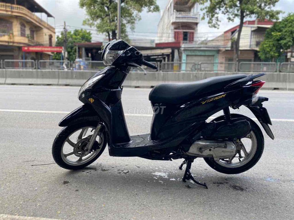 Vision đời cao êm chất đẹp mê ly. Mua bán Xe máy tại Quận Hồng Bàng Hải Phòng được đăng bởi Ly  hình 2