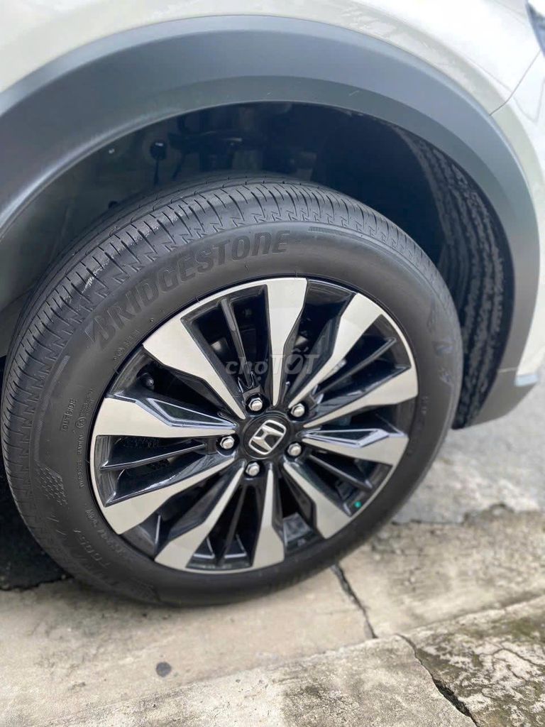 Siêu Lướt Honda BR-V 2024 L - 10000 km Trắng. Mua bán Ô tô tại Thành phố Thủ Đức Tp Hồ Chí Minh được đăng bởi Ô Tô Siêu Lướt  hình 3