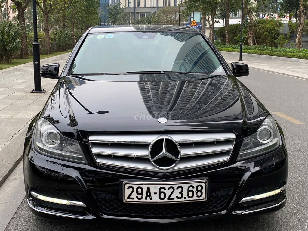 Mercedes C200 2012