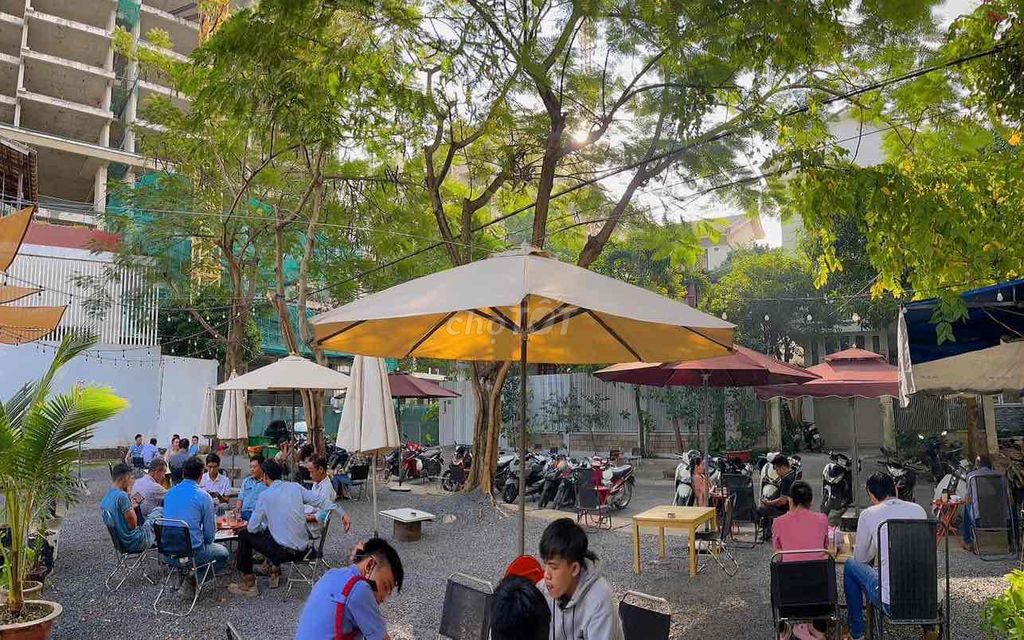 SANG NHƯỢNG QUÁN CAFE GÓC 2 MẶT TIỀN