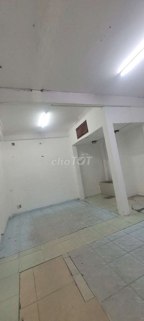 MB NGUYÊN CĂN NGÂY CHỢ TRƯỜNG HỌC VITRI ĐẸP KD ĐÔNG ĐÚC 5x30   - ảnh 4
