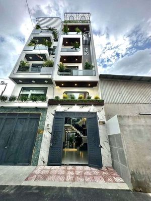 Townhouse 64 m² · 4 bed · Đường Thạnh Xuân 25