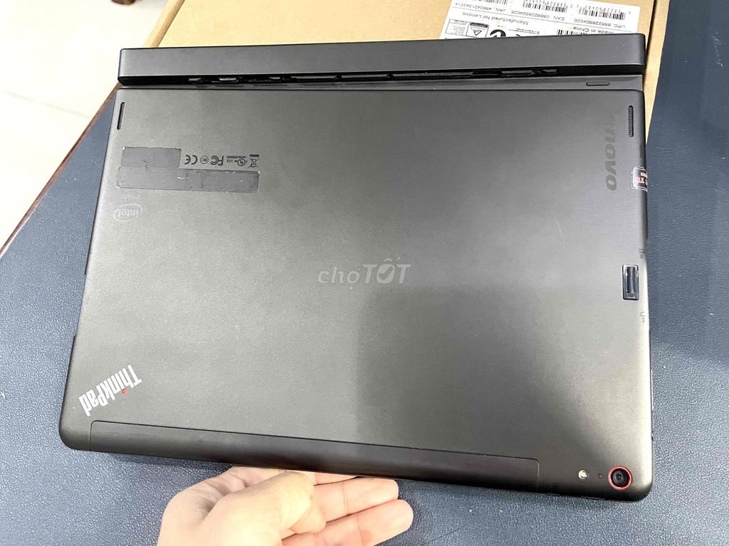 CẦN BÁN - Lenovo Thinkpad 10 ram 4Gb bộ nhớ 128Gb