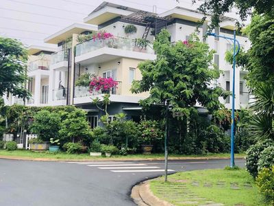 Cần bán gấp nhà phố liền kề Melosa 6x18. Mua bán nhà ở tại Thành phố Thủ Đức Tp Hồ Chí Minh được đăng bởi Nhu Vo