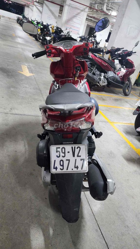 2016 Honda Air Blade Красный автомобиль 125 куб. см для продажи
