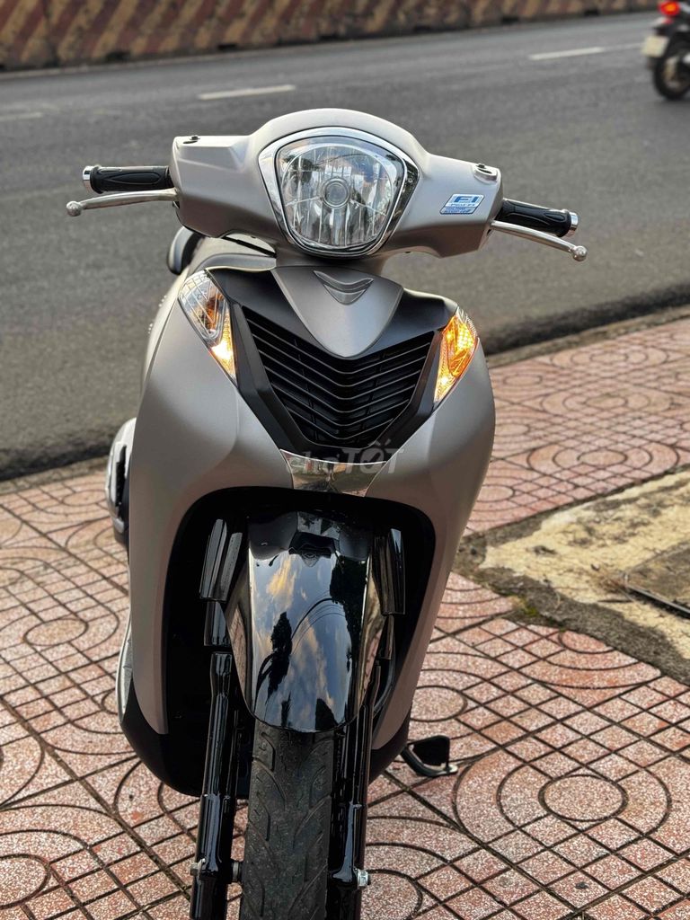 Thanh lý Shmode 2016 Dọn New Bao Chất. Mua bán Xe máy tại Thành phố Buôn Ma Thuột Đắk Lắk được đăng bởi Cửa Hàng Xe Máy 297 Nguyễn văn cừ hình 7