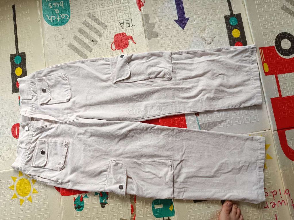 Quần túi hộp Calem Nữ size M Trắng. Mua bán Quần áo tại Quận Nam Từ Liêm Hà Nội được đăng bởi có đồ bạn thíc ở đây nè hình 1