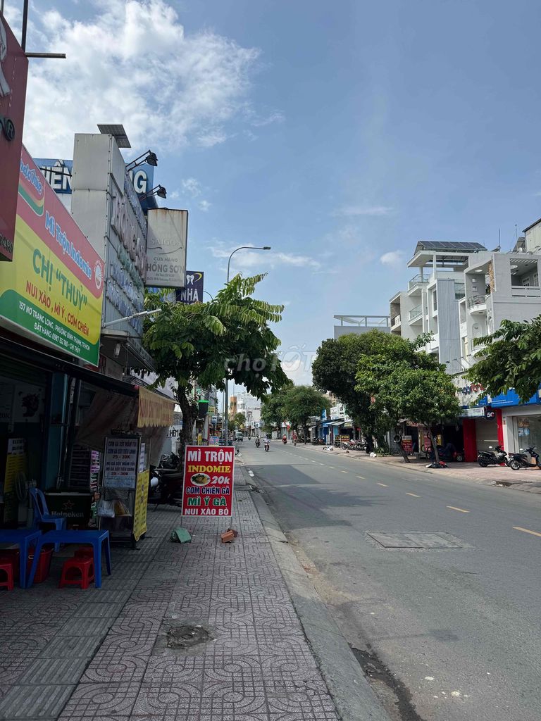CHO THUÊ NHÀ MẶT TIỀN NƠ TRANG LONG BÌNH THẠNH 64m2 3 TẦNG 27tr/th.