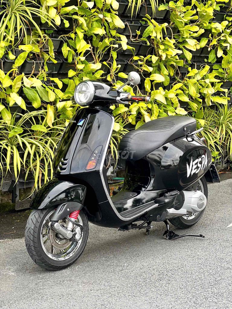 vespa 125cc bstp chính chủ ký - kiễng nhẹ Đẹp keng. Mua bán Xe máy tại Quận 12 Tp Hồ Chí Minh được đăng bởi CHXM Phương Nam Chuyên Bán Xe Trả Góp Bao Nợ Xấu hình 2
