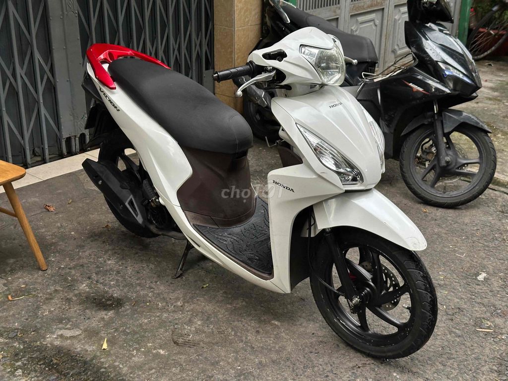 Vision Bstp bán thanh lý. Mua bán Xe máy tại Quận 1 Tp Hồ Chí Minh được đăng bởi GoodCar hình 2