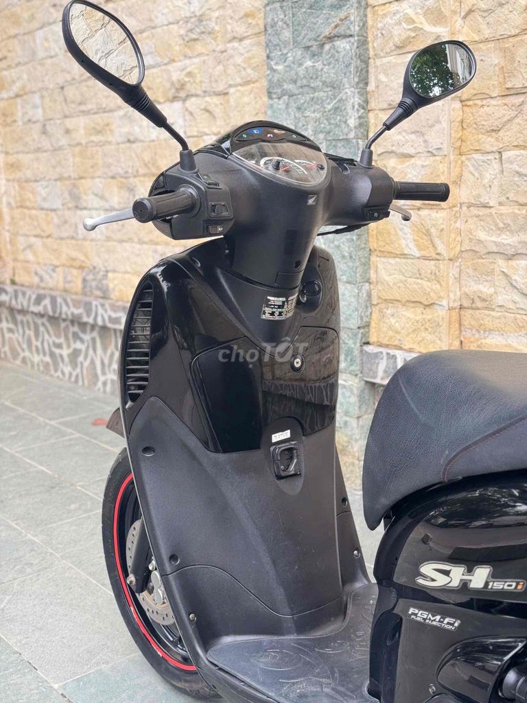 Sh 150fi nhập ý 2008 đen sport đại chất zin 100%. Mua bán Xe máy tại Quận Cầu Giấy Hà Nội được đăng bởi nguyễn bích thuỷ hình 16