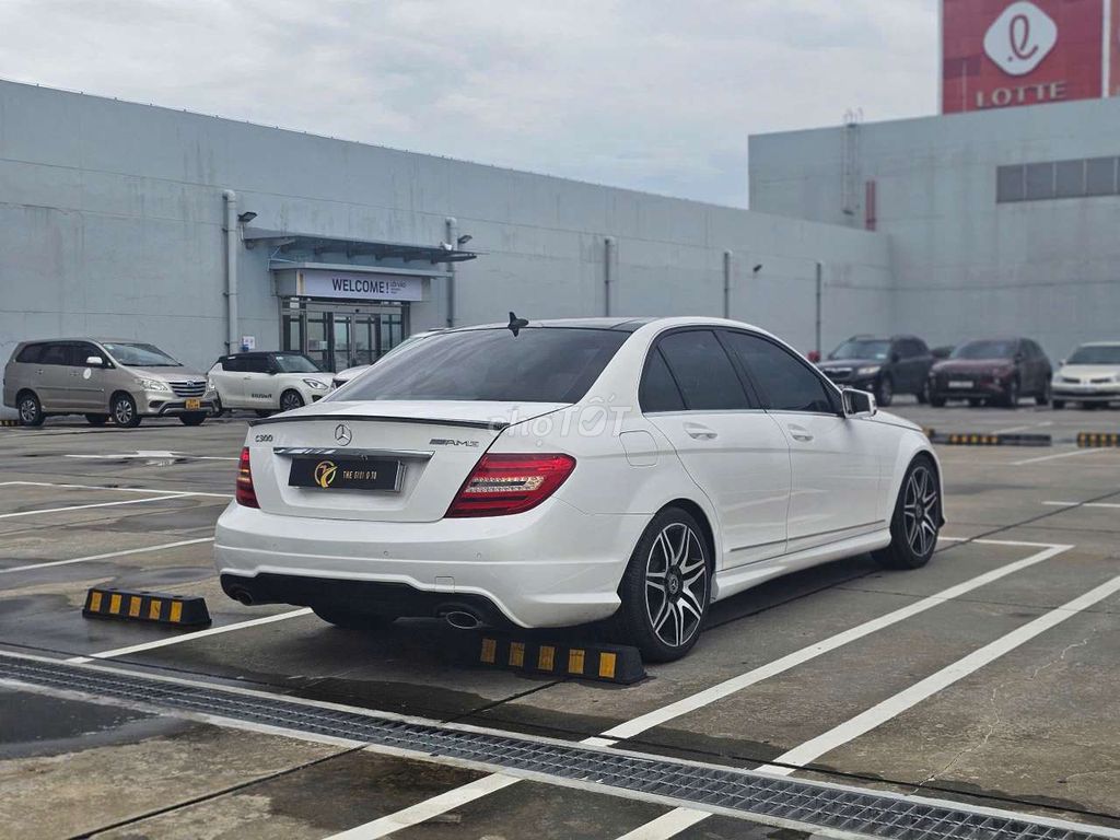 MERCEDES C300 AMG PLUS  SX 2013. Mua bán Ô tô tại Quận Gò Vấp Tp Hồ Chí Minh được đăng bởi THẾ GIỚI Ô TÔ AUTO WORLD  hình 5