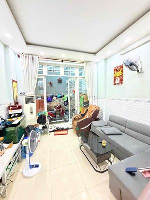 5.15 TỶ NHÀ 4 TẦNG 4*11M - SỔ CN ĐỦ - ĐƯỜNG TRẦN THÁI TÔNG- P15- TB