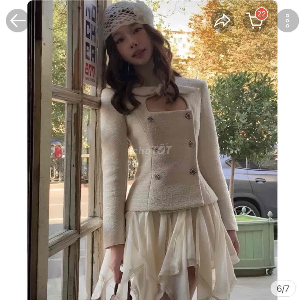Áo khoác nữ Tweed khoét ngực. Mua bán Quần áo tại Quận Nam Từ Liêm Hà Nội được đăng bởi Nga Lê hình 1