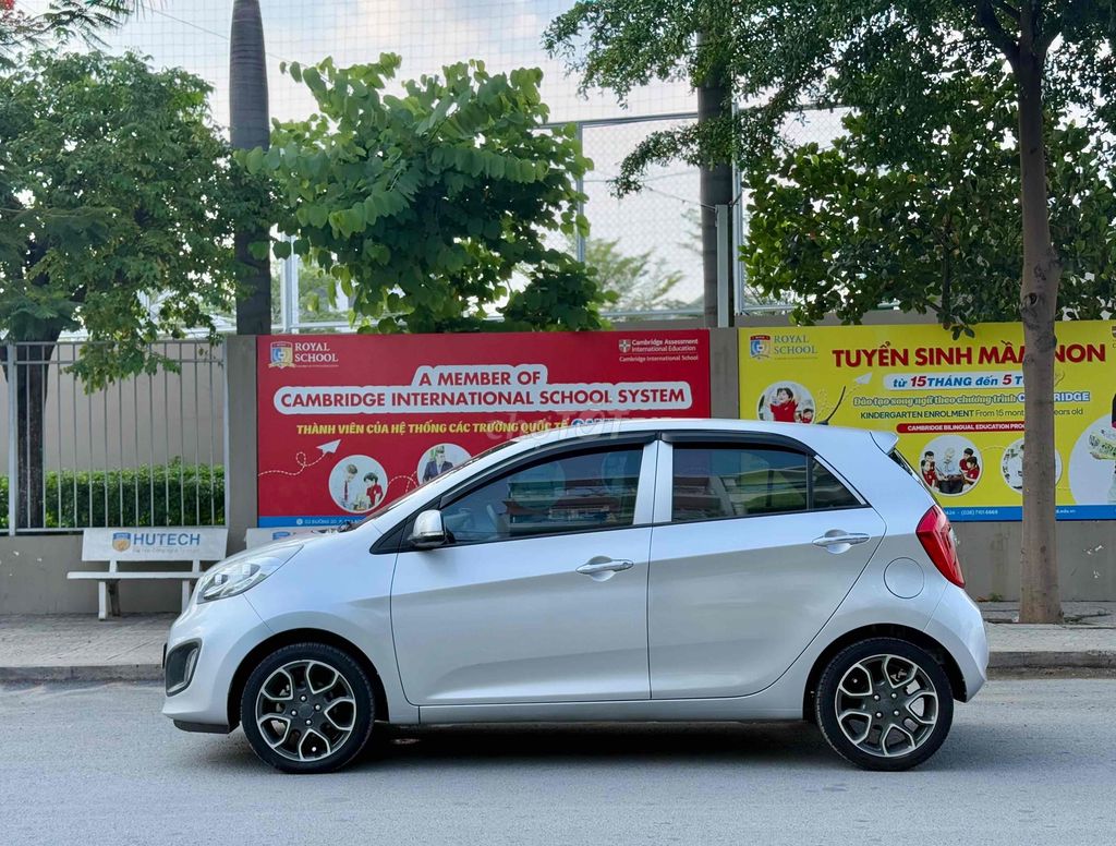 Kia Picanto 2014 S MT - 112000 km