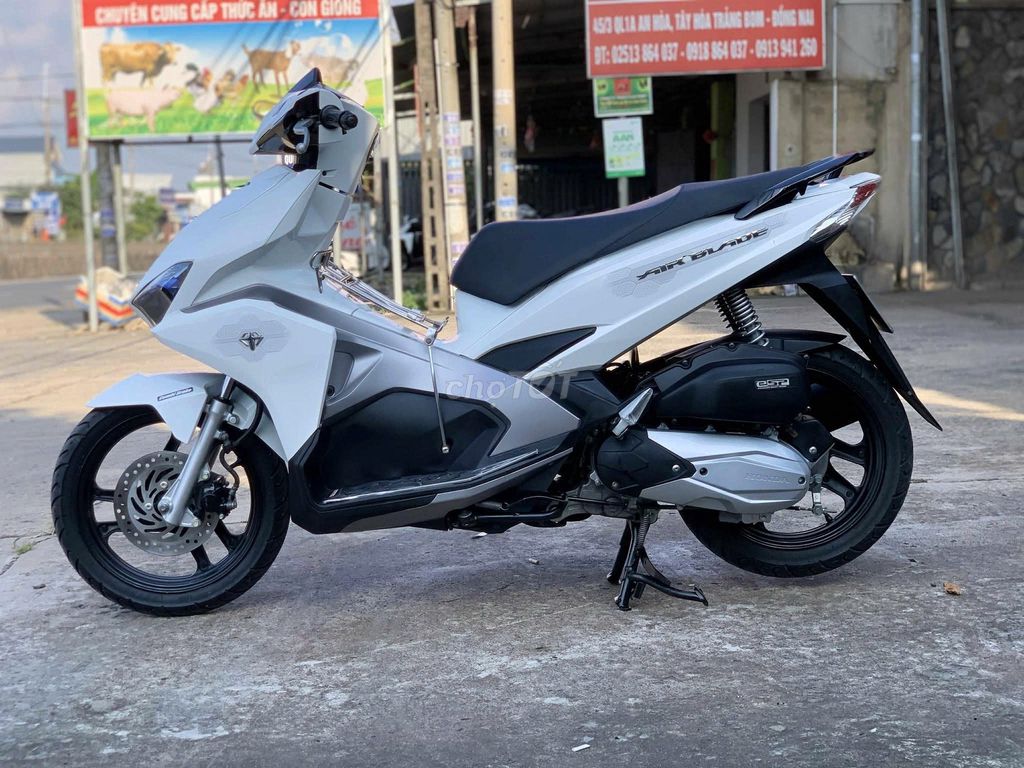 🏷️Honda Airblade 2017🏷️ Biển 60. Mua bán Xe máy tại Huyện Trảng Bom Đồng Nai được đăng bởi Phạm Minh An hình 10