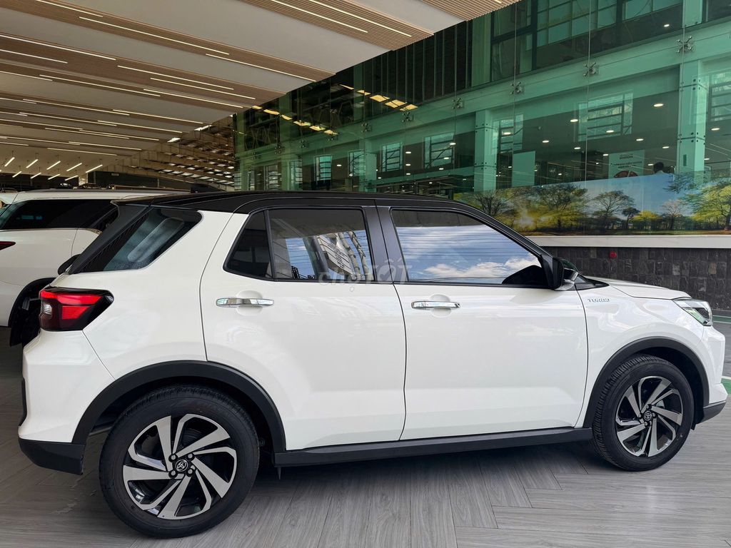 TOYOTA RAIZE 1.0 Turbo Tặng 100% trước bạ. Mua bán Ô tô tại Thành phố Biên Hòa Đồng Nai được đăng bởi Bùi Công Sự hình 3