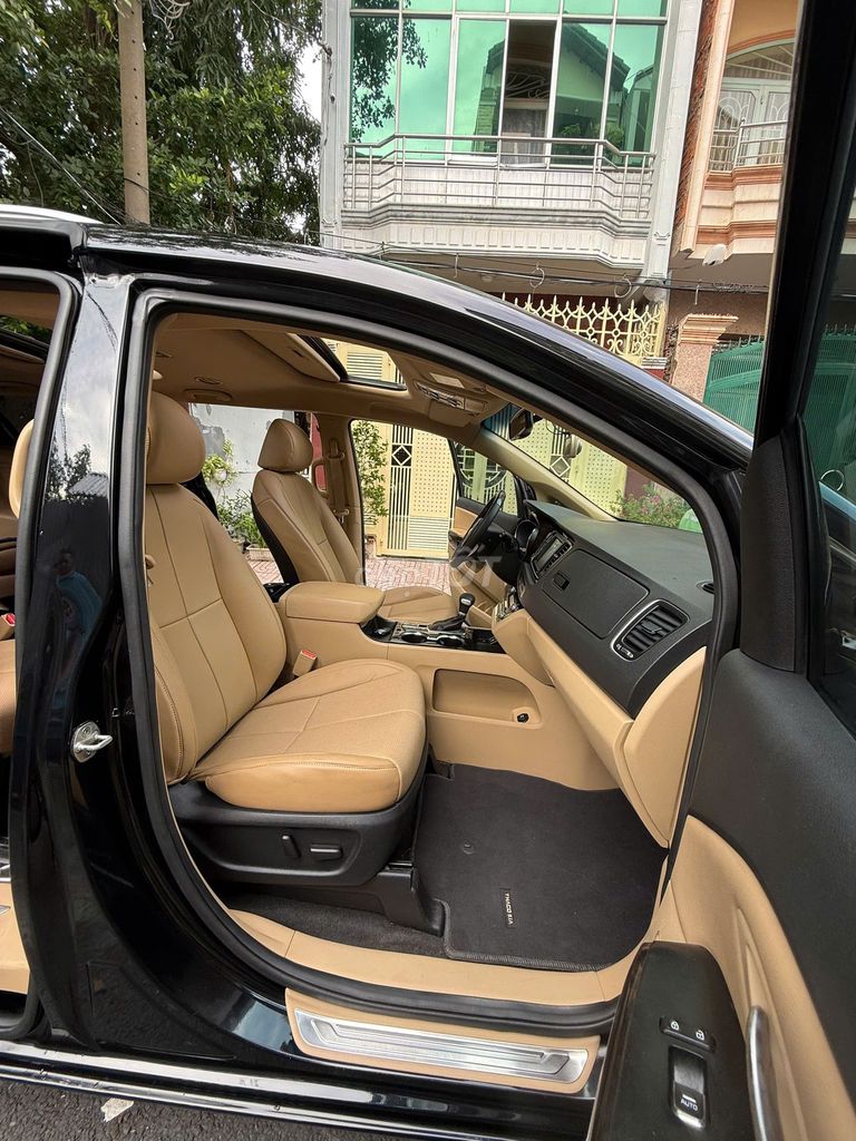 Kia Sedona 2019 2.2 DAT Luxury - 72000 km. Mua bán Ô tô tại Quận Bình Thạnh Tp Hồ Chí Minh được đăng bởi Nguyen van dat hình 14