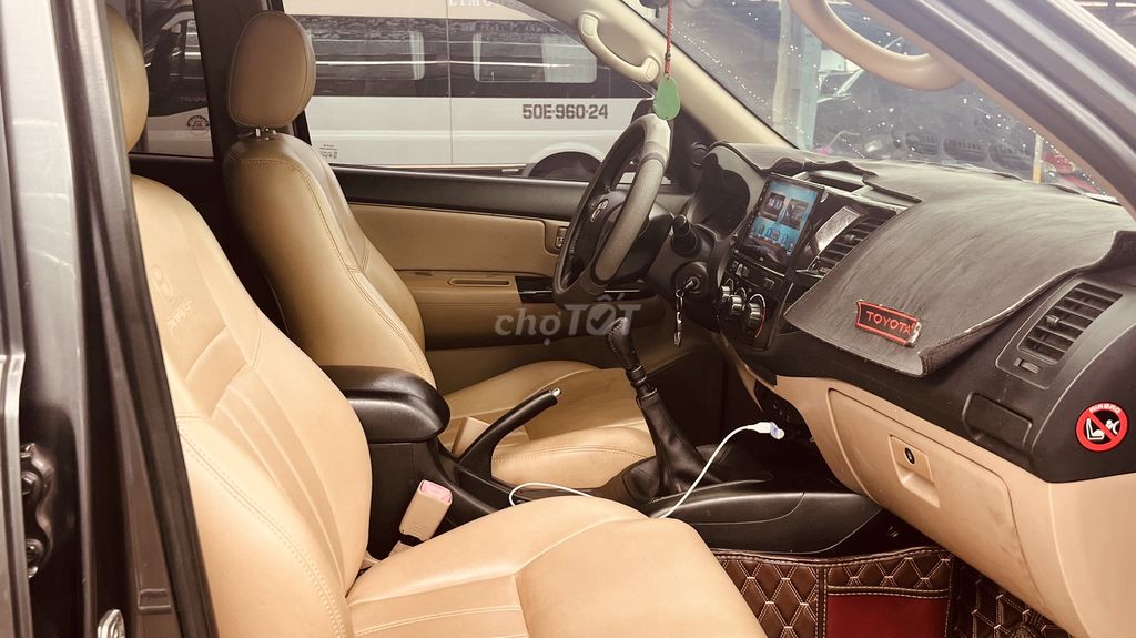 Toyota Fortuner, серый, 156 047 км