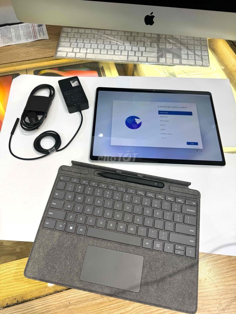 Surface Pro 11 5G Copilot+PC Elite Oled 16GB/512GB. Mua bán Laptop tại Quận Phú Nhuận Tp Hồ Chí Minh được đăng bởi Maccarecenter phong maccare   hình 1