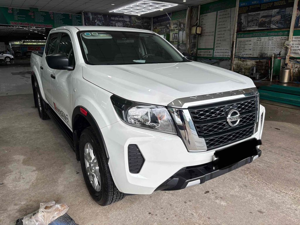 Nissan Navara EL белый 2024