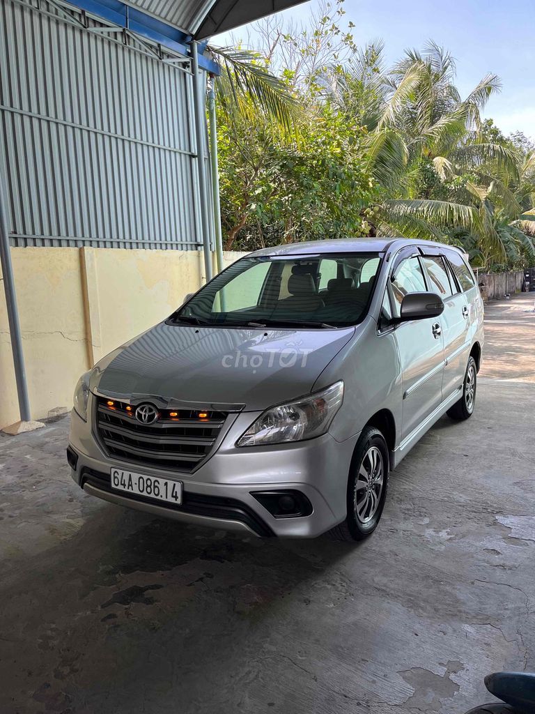 Toyota Innova 2.0E đời 2015 xe đẹp. Mua bán Ô tô tại Huyện Long Hồ Vĩnh Long được đăng bởi Hà Duy Linh hình 1