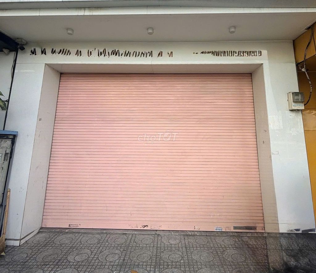 Аренда · 2 комн. · 37 м² · Quận 10, ул. Đường Lê Hồng Phong