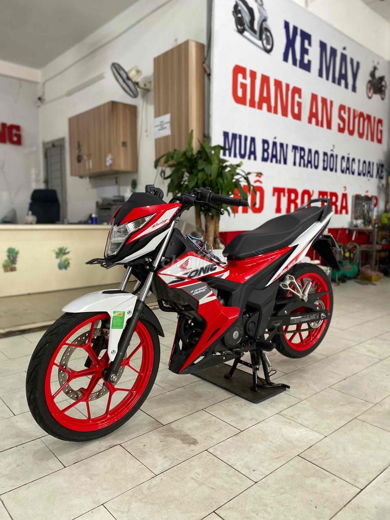 Honda Sonic 150 đk 2023 màu đỏ trắng BSTP. Mua bán Xe máy tại Quận 12 Tp Hồ Chí Minh được đăng bởi Xe Máy Hoàng Giang An Sương  hình 2