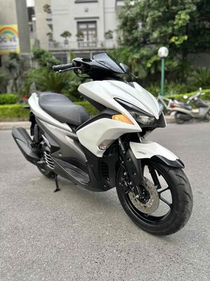 Yamaha NVX 2017!! 155cc khoá Smartkey. Mua bán Xe máy tại Quận Hoàng Mai Hà Nội được đăng bởi Xe Máy Quân Oanh  hình 1