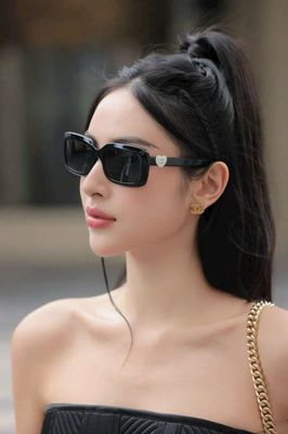 Kính bà trùm channel authentic. Mua bán Phụ kiện thời trang khác tại Quận Gò Vấp Tp Hồ Chí Minh được đăng bởi chỉ bán đồ chính hãng 