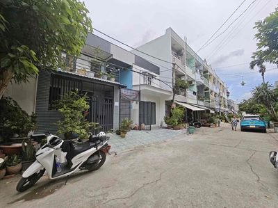 Аренда · 1 комн. · 40 м² · Quận 7, ул. Hẻm 360 Phạm Hữu Lầu