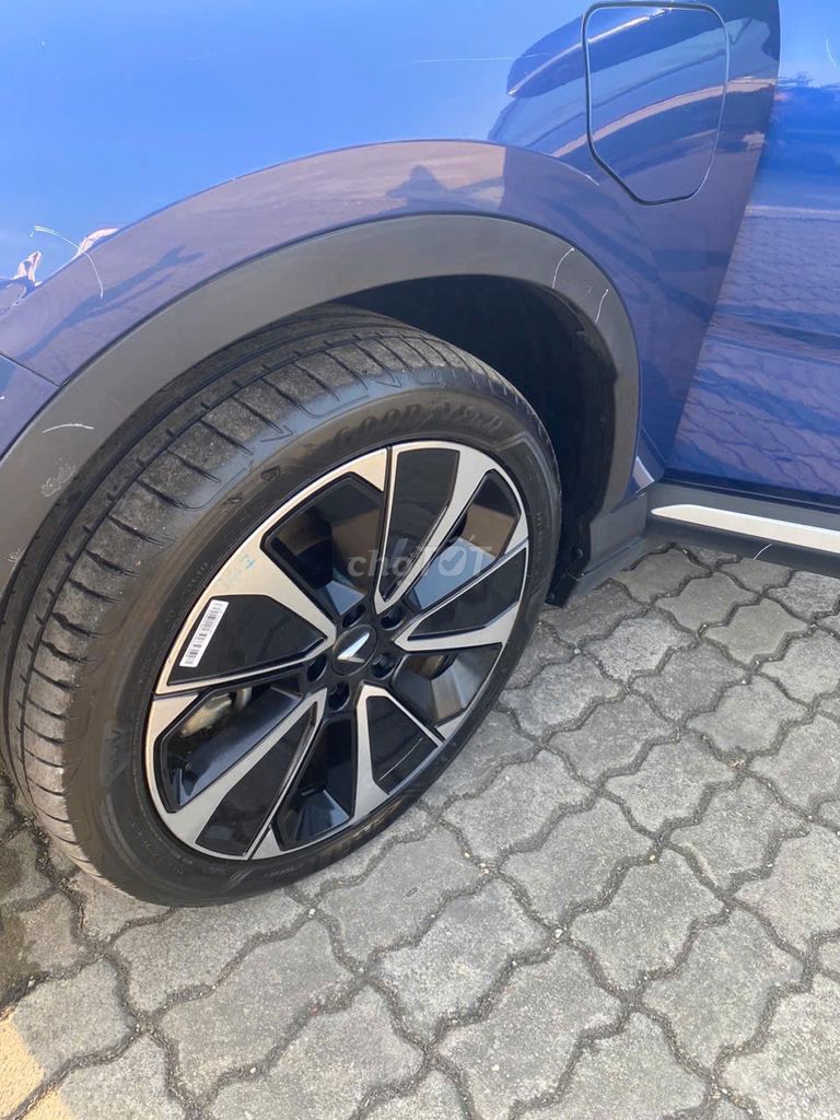 VinFast VF8 Plus Xanh dương 2023. Mua bán Ô tô tại Quận Nam Từ Liêm Hà Nội được đăng bởi Duy Quang GF hình 5