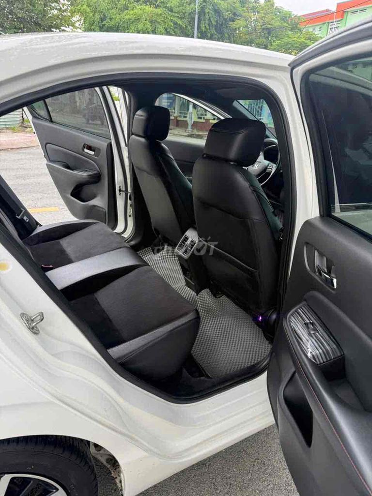 Honda City 2021 1.5 RS - 82000 km. Mua bán Ô tô tại Quận 12 Tp Hồ Chí Minh được đăng bởi Tân hình 13