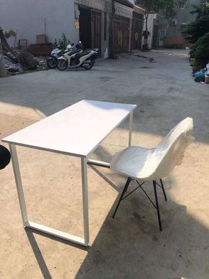 0945912092 - Combo bàn và ghế màu trắng