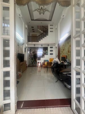 Bán nhà riêng chính chủ - Gần các khu trung tâm