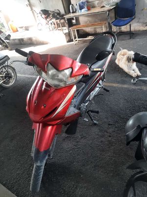 Xe nha đang chạy. Hết tiên nên bán. Giá 8trieu.. Mua bán Xe máy tại Thành phố Dĩ An Bình Dương được đăng bởi Tran Ronan