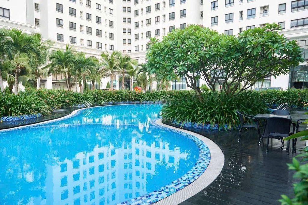 Продается 3-комнатная угловая квартира EcoCity Viet Hung, Long Bien, полностью меблированная - 7,45 млрд долларов