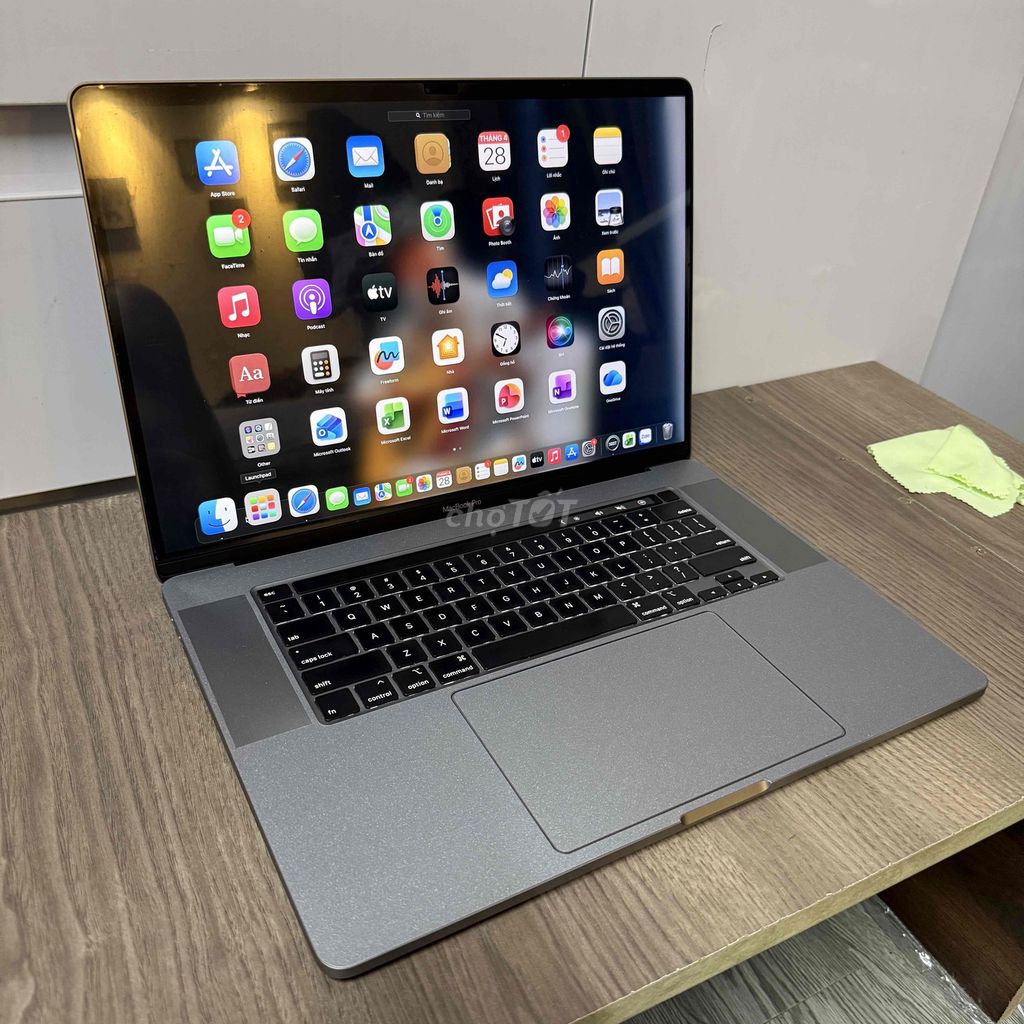 Pass Macbook Pro 2019 16 Inch/16Gb/I9/1T. Mua bán Laptop tại Thành phố Huế Thừa Thiên Huế được đăng bởi Nguyen Anh hình 1