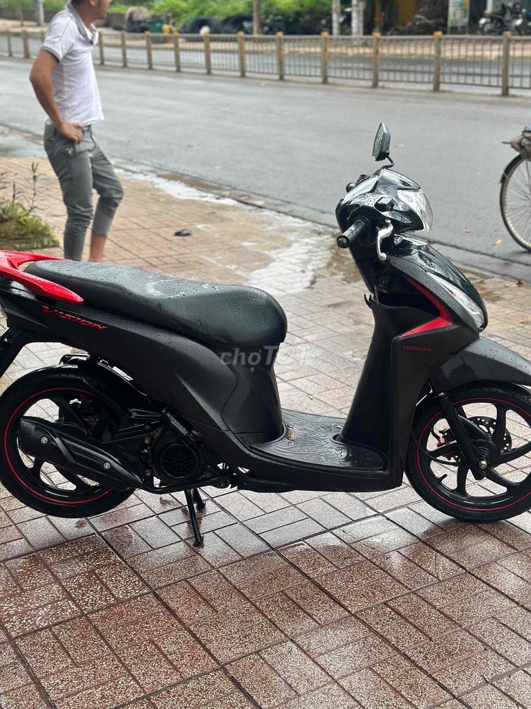 vision 110 đen nhám. Mua bán Xe máy tại Thành phố Long Khánh Đồng Nai được đăng bởi cửa hàng xe máy DUY HIỆP hình 3