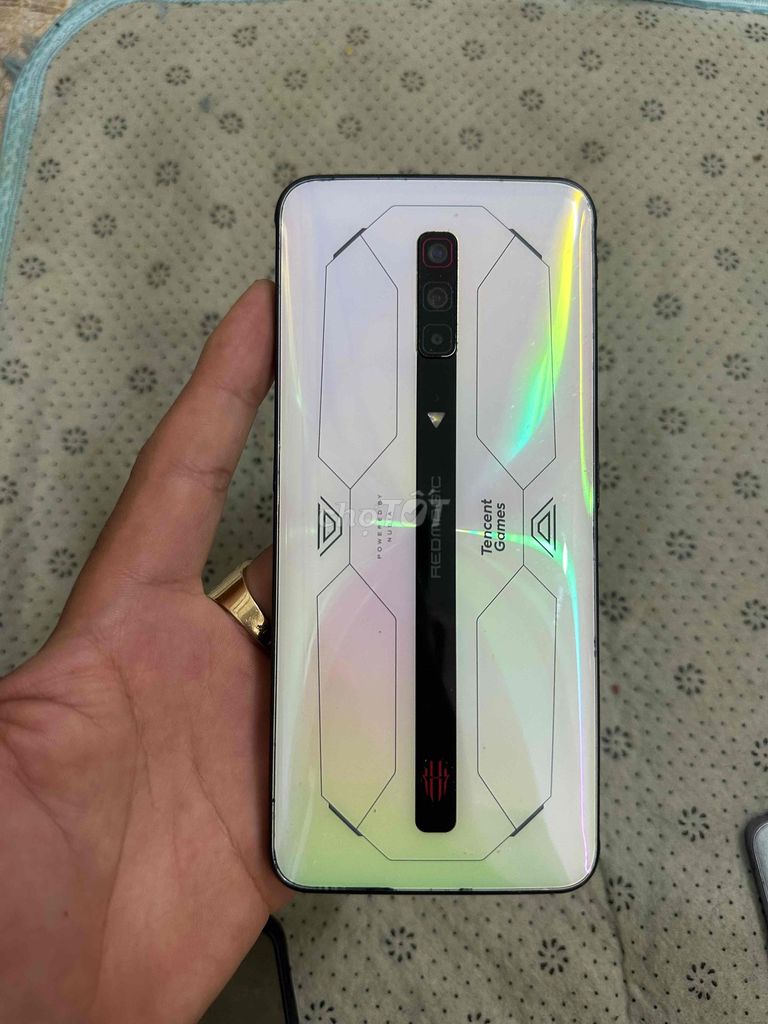 Red Magic 6S Pro 128GB Trắng. Mua bán Điện thoại tại Quận Tân Bình Tp Hồ Chí Minh được đăng bởi Nguyễn Thắng Mobile hình 1